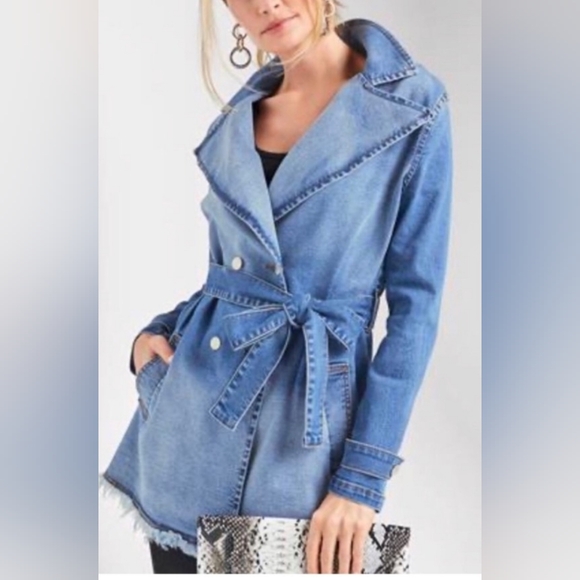 VENUS Jackets & Blazers - VENUS Women's Denim Trench Coat New Without Tags Belted Waist Size 2X